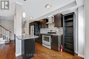 Aurora (Bayview Wellington) townhouse for rent - 117 MUGFORD ROAD