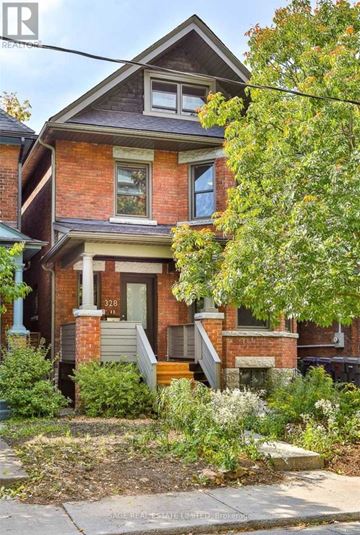 Toronto (Dufferin Grove) triplex for rent - LOWER - 328 RUSHOLME ROAD lower