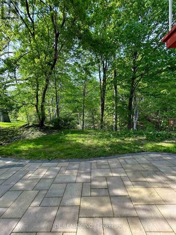 Toronto (Bayview Woods-Steeles) apartment for rent - SUITE A - 62 BANSTOCK DR DRIVE Suite A