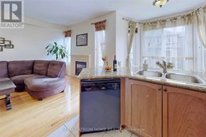 Richmond Hill (Jefferson) townhouse for rent - 41 THISTLE AVENUE