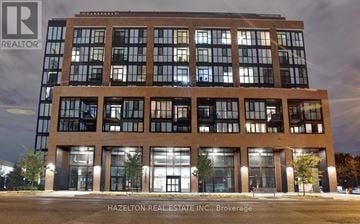Toronto (Junction Area) condo for rent - 804 - 2300 ST CLAIR AVENUE W 804