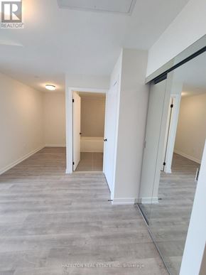 Toronto (Junction Area) condo for rent - 804 - 2300 ST CLAIR AVENUE W 804