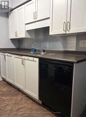 Mississauga (Cooksville) townhouse for rent - 2 - 613 DUNDAS STREET W 2