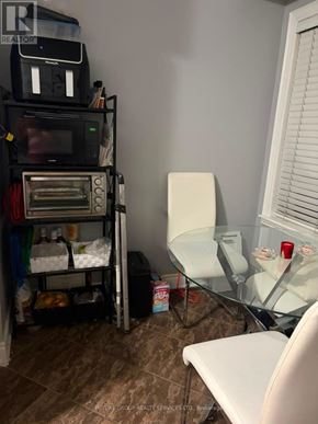 Mississauga (Cooksville) townhouse for rent - 2 - 613 DUNDAS STREET W 2