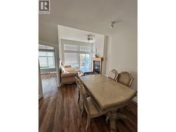 Vancouver apartment for rent - A dining room with a table and chairs.