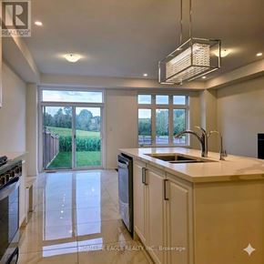 East Gwillimbury (Holland Landing) townhouse for rent - 321 SILK TWIST DRIVE