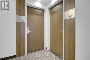 Ottawa condo for rent - 902 - 805 CARLING AVENUE 902