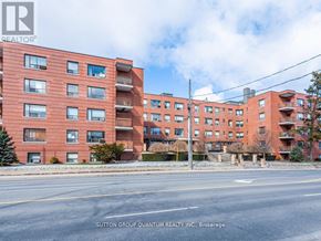 Toronto (Forest Hill North) apartment for rent - 218 - 2550 BATHURST STREET 218