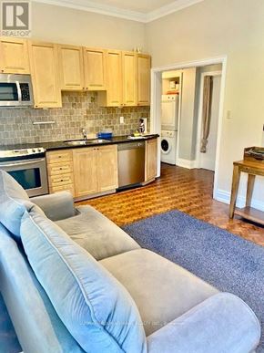 Richmond Hill (Mill Pond) apartment for rent - 141 REGENT STREET