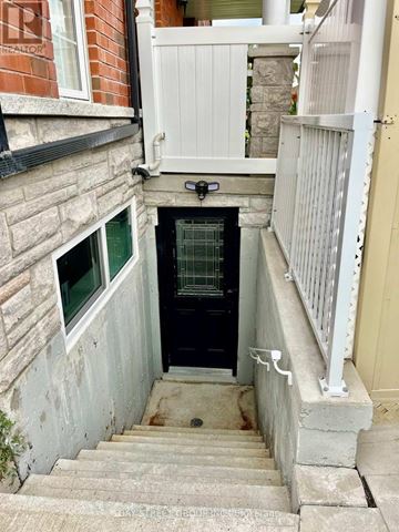Richmond Hill (Langstaff) townhouse for rent - BSMT - 5 KING WILLIAM CRESCENT BSMT