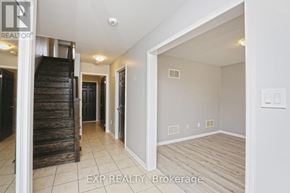 Brampton (Northwest Brampton) townhouse for rent - 11 CROSSBILL ROAD