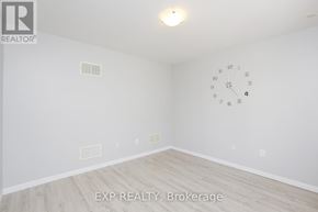 Brampton (Northwest Brampton) townhouse for rent - 11 CROSSBILL ROAD