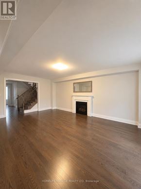 Woodstock (Woodstock - North) apartment for rent - A living room with a fireplace and a couch.