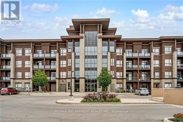 Burlington (Uptown) condo for rent - 206 - 5010 CORPORATE DRIVE 206