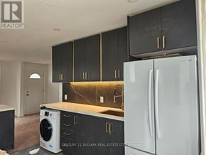 Peterborough (Ashburnham Ward 4) multi-family for rent - 862 ARMOUR ROAD