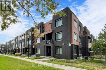 Richmond Hill (Langstaff) townhouse for rent - 112 - 370 RED MAPLE ROAD 112