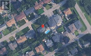 Ottawa apartment for rent - A satellite image of a residential area with streets named Starwood Rd, St Claire Ave, and Oval LePage Pkwy.