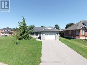 Kawartha Lakes (Lindsay) apartment for rent - A house with a garage is for sale.
