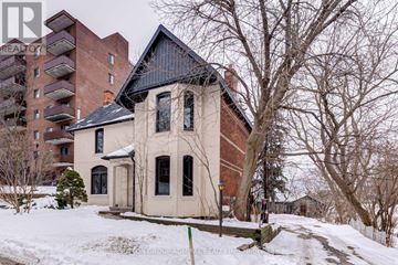 Barrie (North Shore) multi-family for rent - 3 - 167 COLLIER STREET 3