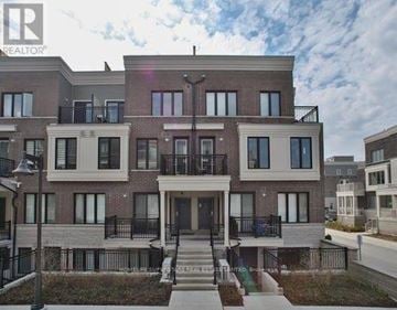Toronto (Long Branch) townhouse for rent - TH 4 - 70 EASTWOOD PARK GARDENS Th 4