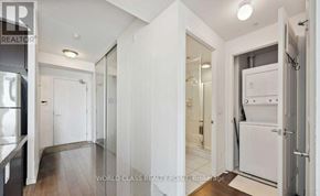Toronto (Downsview-Roding-Cfb) condo for rent - 806 - 15 JAMES FINLAY WAY 806