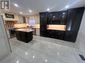 Vaughan (West Woodbridge) apartment for rent - 36 ELLERBY SQUARE N