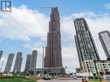 Vaughan (Concord) condo for rent - 2402 - 2920 HIGHWAY 7 ROAD 2402