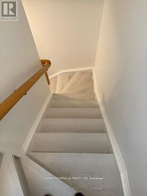 Vaughan (Vaughan Grove) townhouse for rent - 6 TAUTON STREET