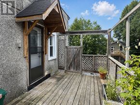 Ottawa multi-family for rent - 211 HANNAH STREET