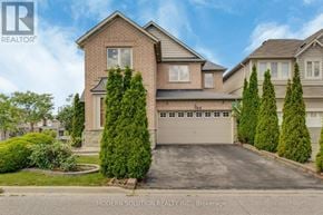 Richmond Hill (Jefferson) apartment for rent - A house with a garage is for sale by Modern Solution Realty Inc.
