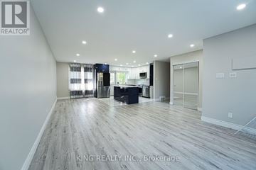 Toronto (Victoria Village) apartment for rent - 87 ELVASTON DRIVE
