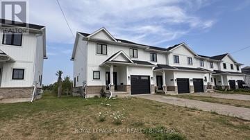 Fort Erie (Lakeshore) townhouse for rent - 18 KING STREET