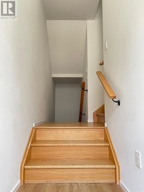 Richmond Hill (Westbrook) townhouse for rent - 23 JAMES NOBLE LANE