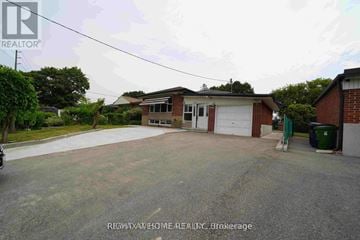 Toronto (Humberlea-Pelmo Park) apartment for rent - 2981 WESTON ROAD