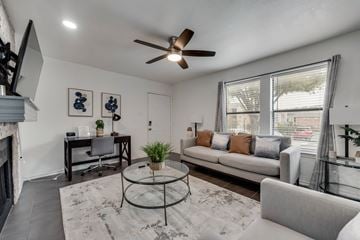 Irving house for rent - I114 - Private King Retreat | DFW 10 Min | Yard+W/D