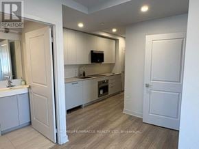 Vaughan (Concord) condo for rent - 3002 - 2920 HIGHWAY 7 3002
