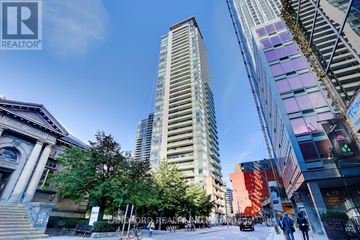 Toronto (Annex) condo for rent - 701 - 18 YORKVILLE AVENUE 701