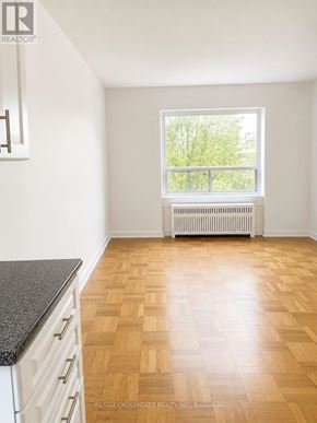 Toronto (Lawrence Park South) condo for rent - 205 - 2770 YONGE STREET 205