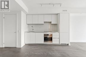 Toronto (Thorncliffe Park) condo for rent - 809 - 25 FREDERICK TODD WAY 809