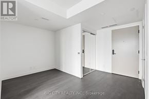 Toronto (Thorncliffe Park) condo for rent - 809 - 25 FREDERICK TODD WAY 809