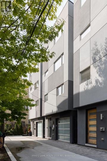 Toronto (Kensington-Chinatown) townhouse for rent - 16 EGERTON LANE N