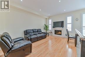 Brampton (Bram West) townhouse for rent - 105 SKY HARBOUR DRIVE