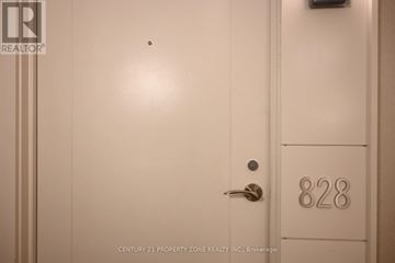 Toronto (Yorkdale-Glen Park) condo for rent - 828 - 830 LAWRENCE AVENUE 828