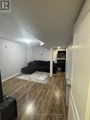 Brampton (Brampton North) apartment for rent - 16 TRURO CIRCLE