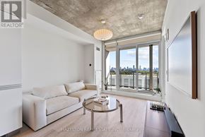 Toronto (Little Portugal) condo for rent - 825 - 20 MINOWAN MIIKAN LANE 825