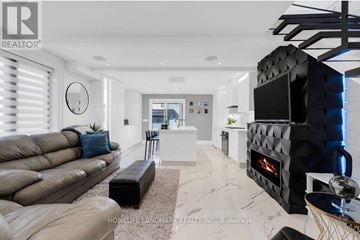 Toronto (Weston-Pellam Park) apartment for rent - UPPER - 58 CARRICK AVENUE upper