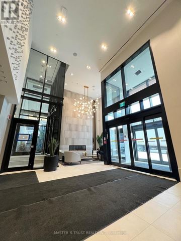 Toronto (Humewood-Cedarvale) condo for rent - 931 - 2020 BATHURST STREET 931