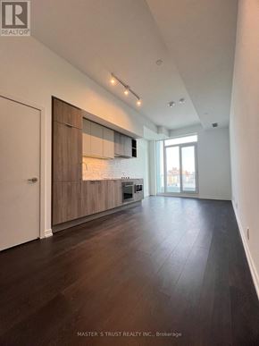 Toronto (Humewood-Cedarvale) condo for rent - 931 - 2020 BATHURST STREET 931