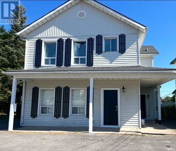 Niagara Falls (Downtown) multi-family for rent - UNIT 3 - 4674 ZIMMERMAN AVENUE Unit 3