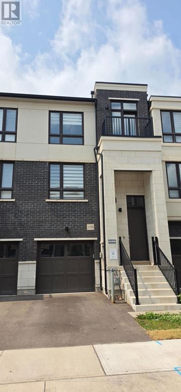 Oakville (Nw Northwest) townhouse for rent - 1359 KANIV STREET